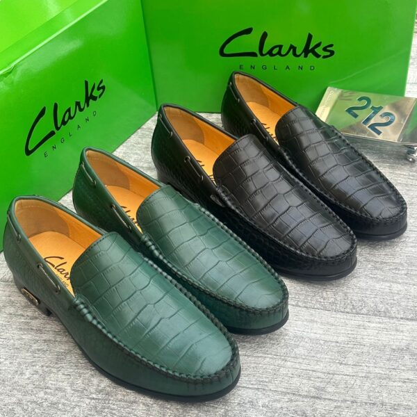 Clarks England Crocodile-Embossed Leather Loafers – Black & Green