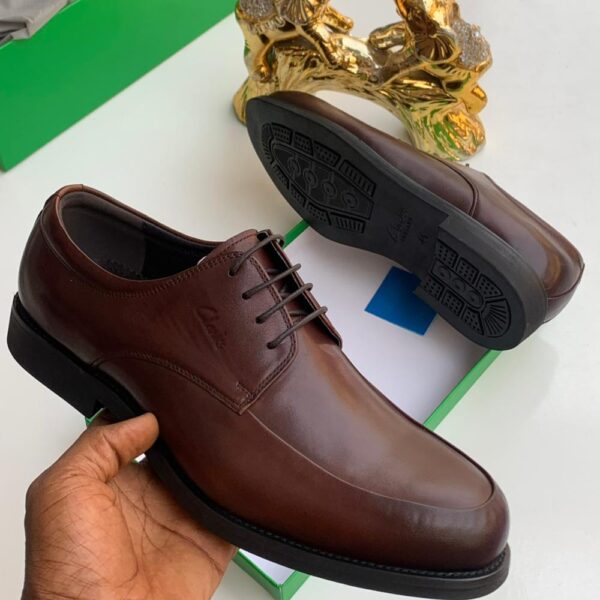 Clarks Executive Lace-Up Shoes – Brown Leather