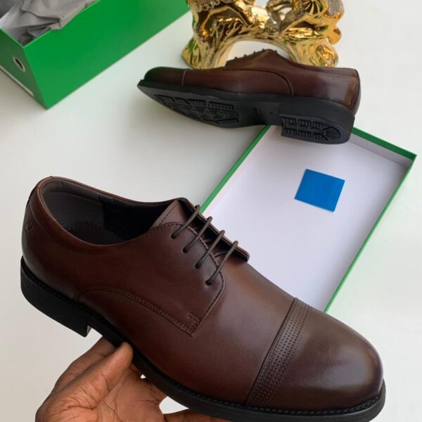 Clarks Men’s Derby Shoes – Brown Leather