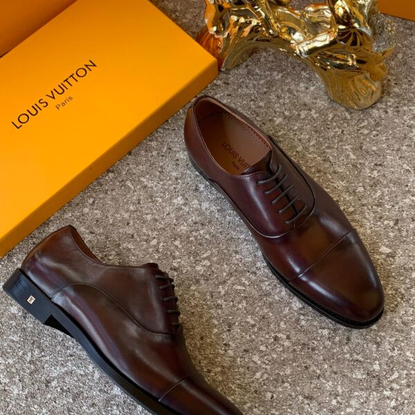 Louis Vuitton Varenne Richelieu Lace-Up Shoes – Brown/Burgundy Leather
