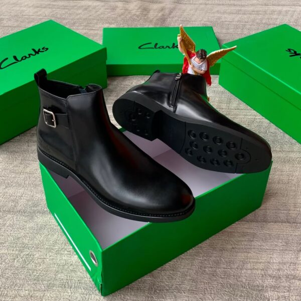 Side Zipper & Buckle Smart Casual Boots